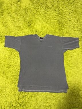Vintage Gramicci V-neck T-shirt Men’s Size Medium Gray